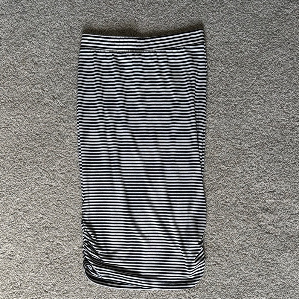 Black and White Ruched Pencil Midi Skirt